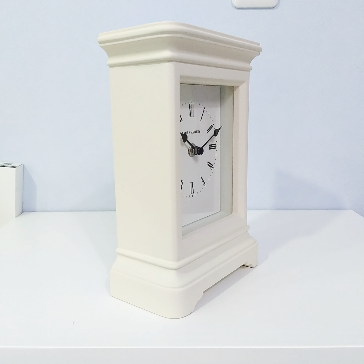 超希少❣️新品未使用LAURA ASHLEY マントルピース型置き時計 動作品 LAURA ASHLEY（置時計）のフリマアイテム一覧 Laura - Ashley(ローラ