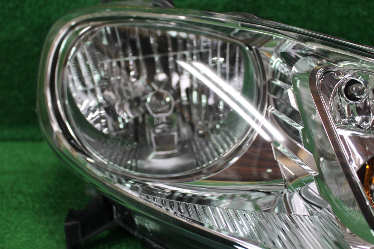 フリード GB4 GB3 ホンダ 前期 左右セット ⁄ 純正HIDヘッドライト HID