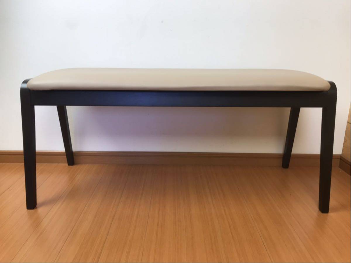 美品■カリモク■チターノ■ダイニングチェア■4脚セット■ナラ材■モダン■ 美品□カリモク□チターノ□ダイニングチェア□4脚セット□ナラ材