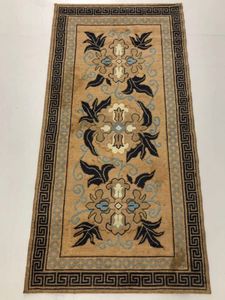 【縦185cm横91cm】赤穂段通 段通 古美術 赤穂 段通のYahoo!オークション(旧ヤフオク!)の相場・価格を見る