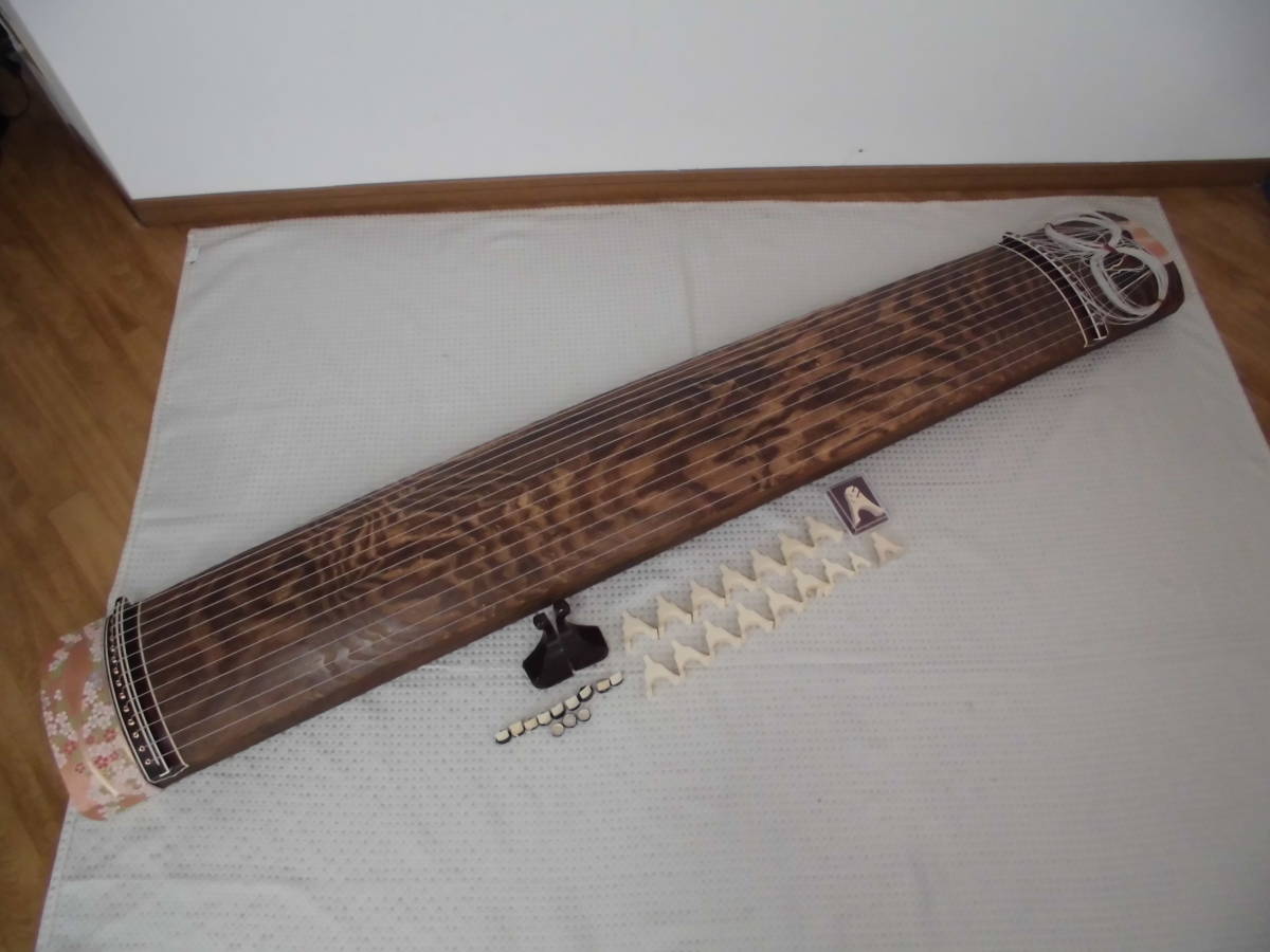 13553　★　お琴　 | 麗明智翔 箏演奏家 開幕3連続V争いの堀琴音 Wikipedia 箏曲（お琴