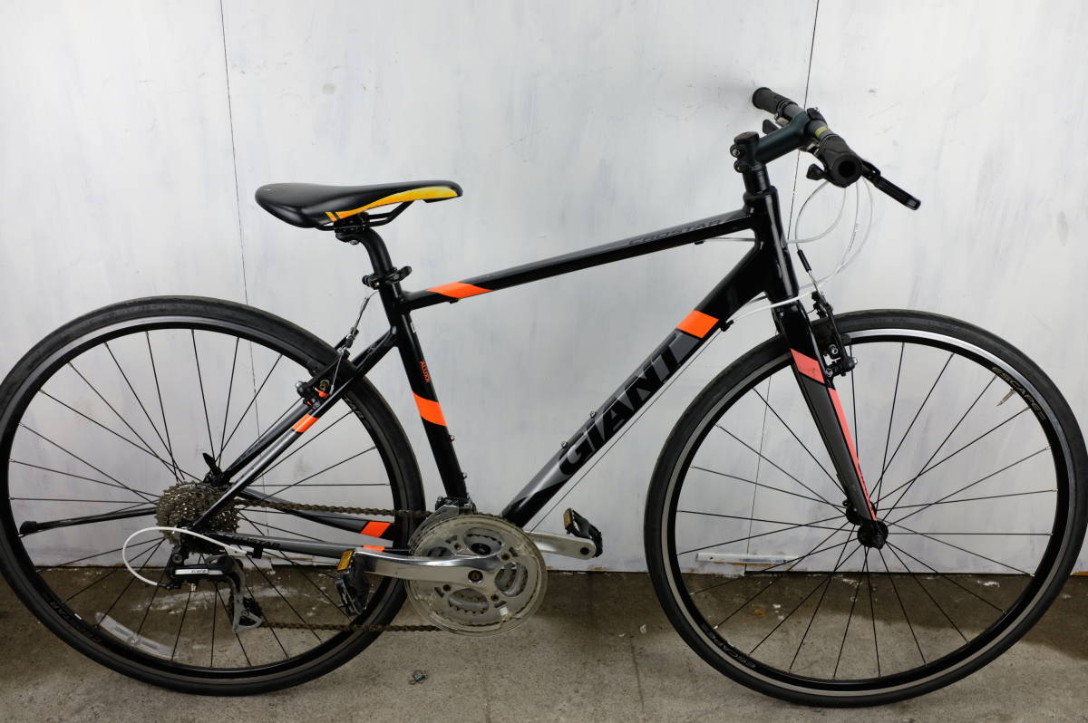 良品☆ GIANT CROSTAR （クロスター）700C アルミ 24速 465mm クロス 