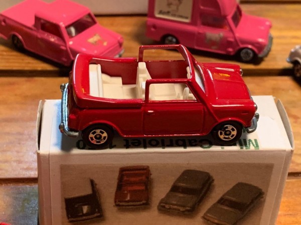 ミニクーパー mini cooper TRAFFIC カブリオレ　レア白シート!