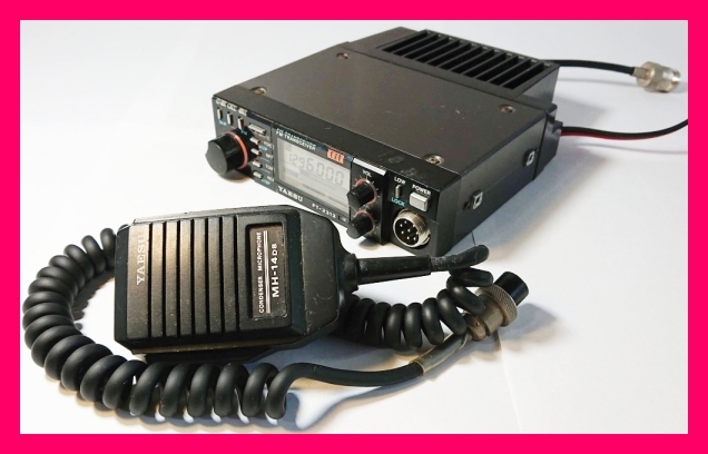 YAESU FT-212H 144MHz FM ハイパワートランシーバー YAESU FT-212H