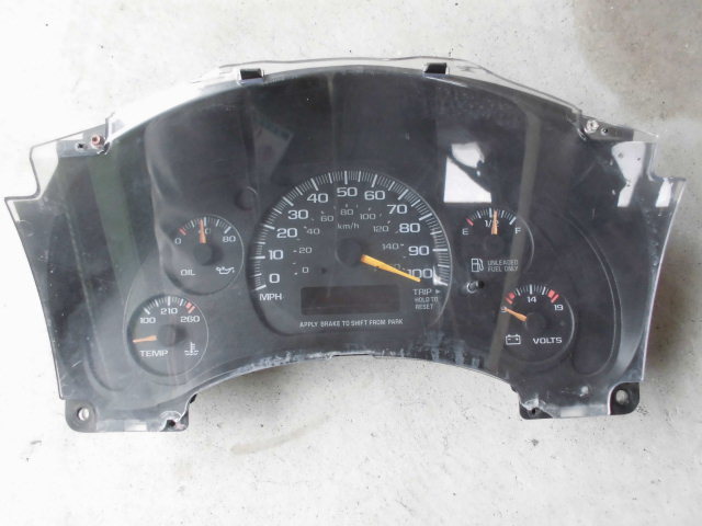 シボレーアストロ96以降　スピードメーター 青/白 バックライト シボレー アストロ Chevrolet Astro 純正 メーター 中古 1996年