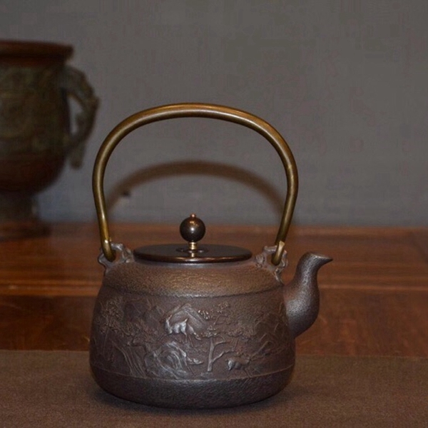 旧藏 時代鉄瓶 鈴木手造 在銘 銅提 古董品 鉄瓶 祥龍紋 「鉄瓶 鈴木盛久」の落札相場・落札価格 - Yahoo!オークション 銅蓋 鐵瓶 煎茶道具 山ノ頂×及富コラボ鉄瓶