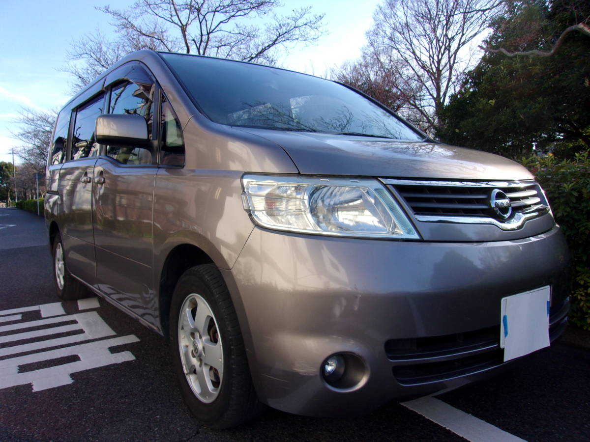 セレナ 日産 2.0 20G HDDナビエディション HDDナビエディション 4WD 
