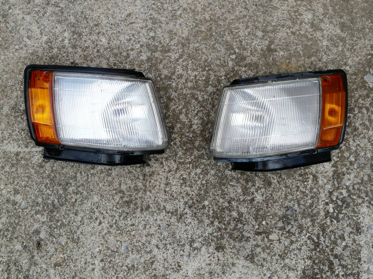 AE86 レビン 前期型 フェンダーマーカー コーナー ウィンカー 