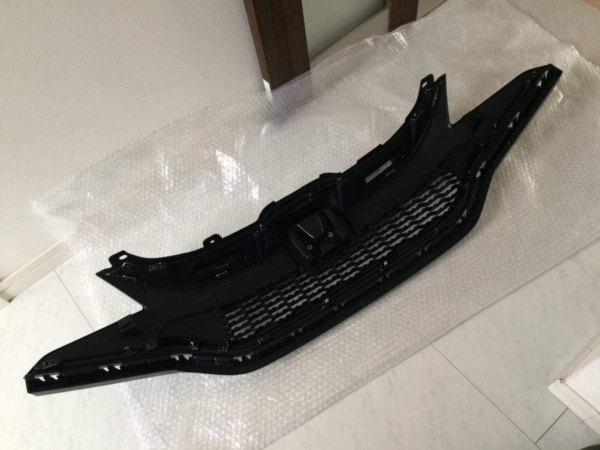 ホンダ フィット GP5 純正 フロント グリル