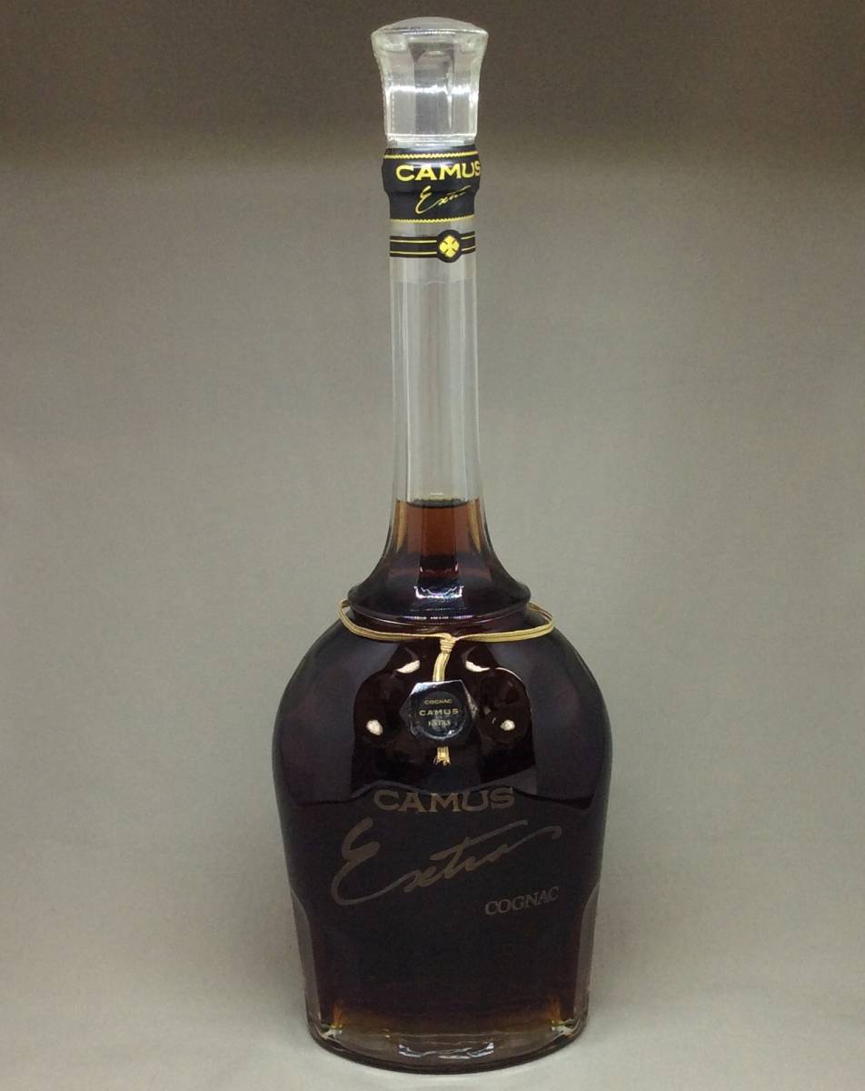 カミュ - エクストラ ロングネック コニャック 70cl 未開栓CAMUS 700ml