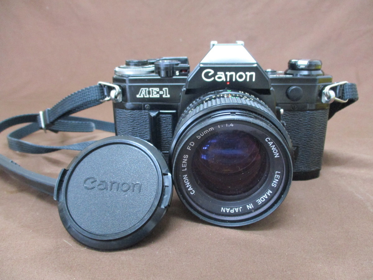 Canon AE-1 Program Lens Camera 50mm SLR 35mm Film w⁄ - Black FD 1.8 |