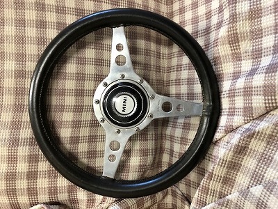 BMCミニ用ローバーミニ用モトリタステアリング330φフラットボス付