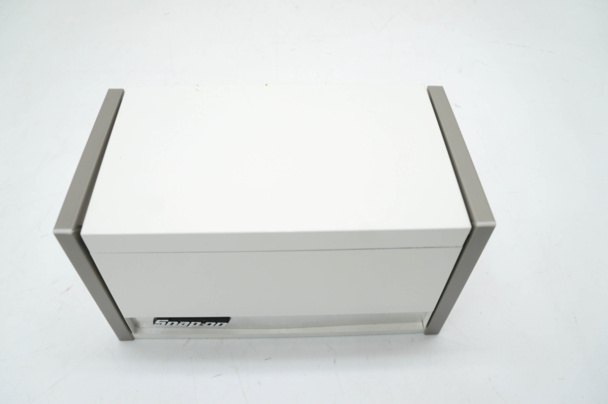 SNAP-ON スナップオン ミニチュアトップチェスト ホワイト 工具箱 ミニ