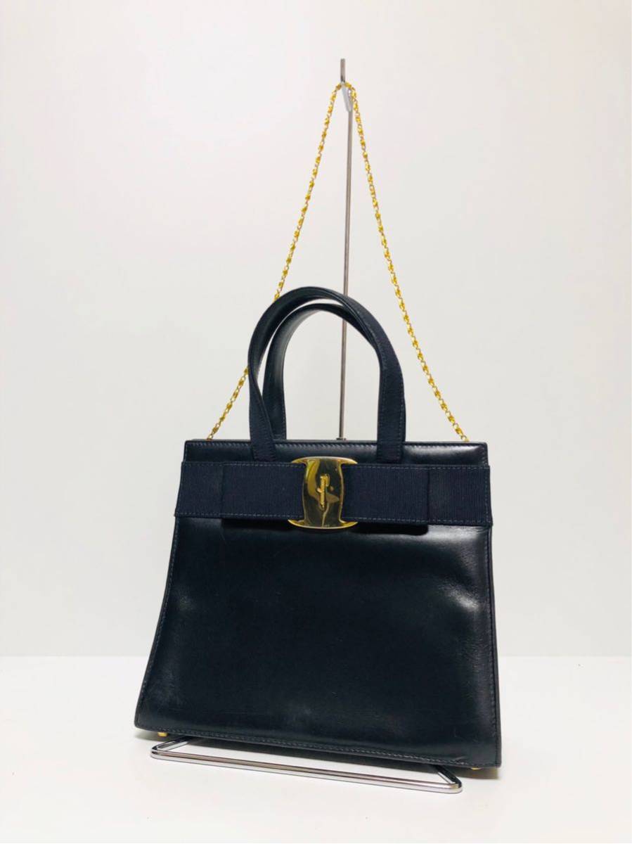 ヴァラリボン フェラガモ 2WAY Salvatore Ferragamo リボン ヴァラ 