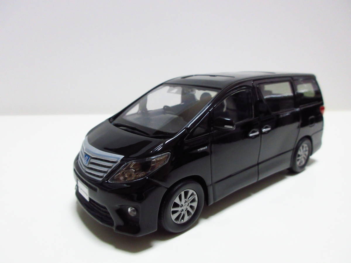 1/30 トヨタ アルファード ALPHARD 後期 カラーサンプル ミニカー