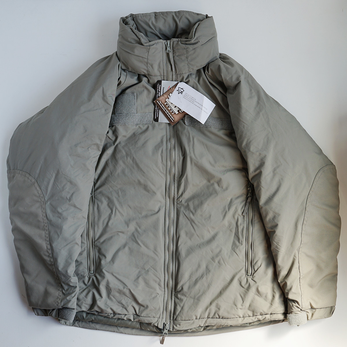 即決！レア！本物米軍実物！新品！ECWCS GEN III LEVEL7 Extreme Cold 