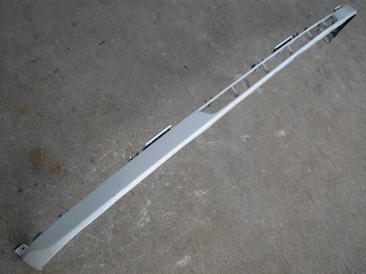 T ルシーダ 10系 TCR10G AHR20 フロントスポイラー 76081-28100 トヨタ