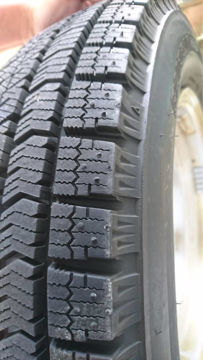 155⁄70R13 中古タイヤ ブリヂストン ブリザック VRX2 スタッドレス