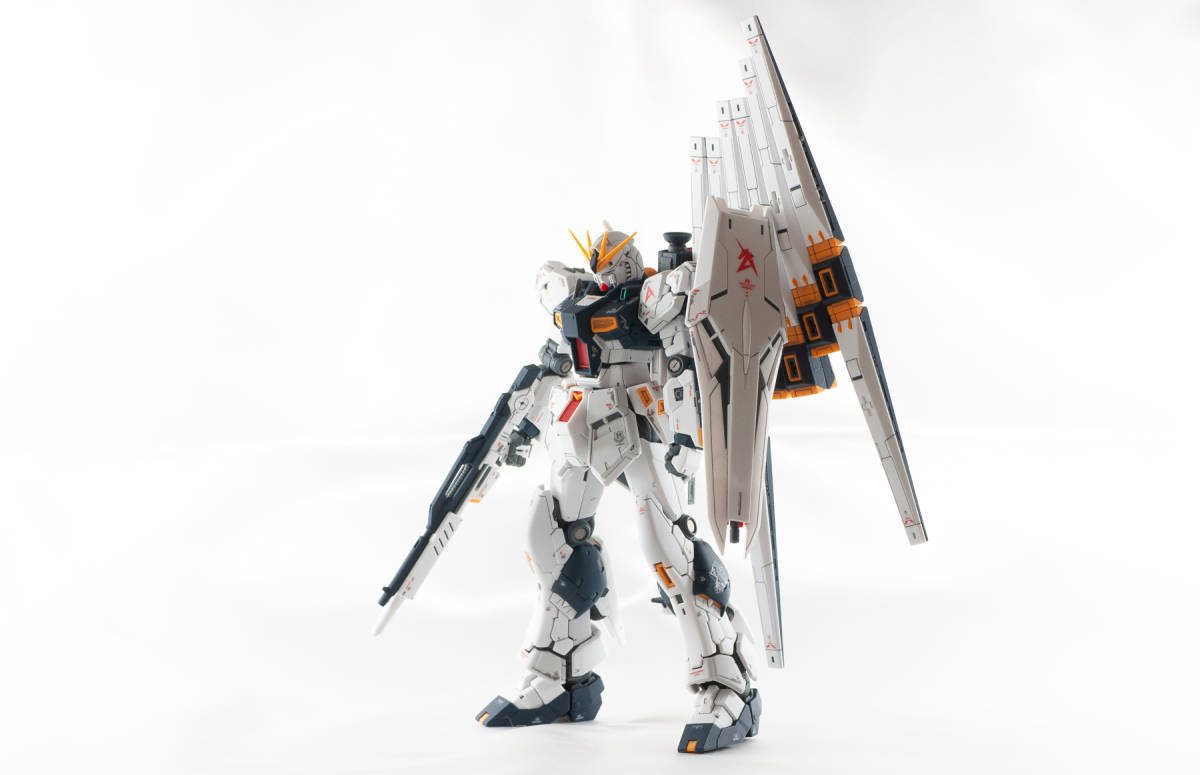 RG 1/144 νガンダム ニューガンダム プラモデル 機動戦士ガンダム 逆襲