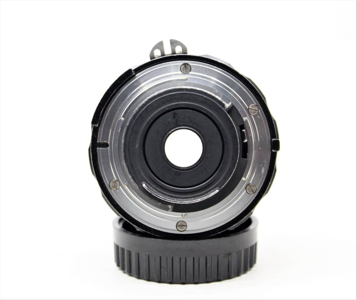 28mm Auto Nikon NIKKOR-H ニコン 非Ai F3.5 Nikkor-H | 単焦点レンズ
