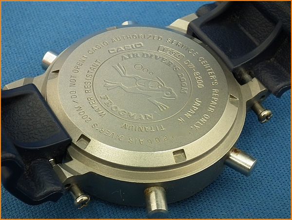 カシオ G-SHOCK FROGMAN フロッグマン DW-8200NK-2JR 【公式通販】