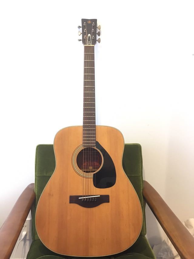 YAMAHA FG 180 赤ラベル 再塗装品 YAMAHA FG 180 赤ラベル 再塗装
