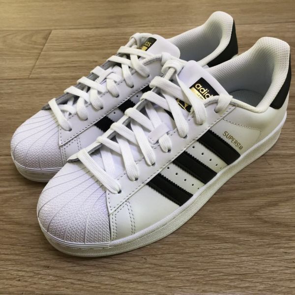 新品 未使用 スーパースター スニーカー ユニセックス adidas アディダス superstar J 白 サイズUS7.5 JPN 25.5cm