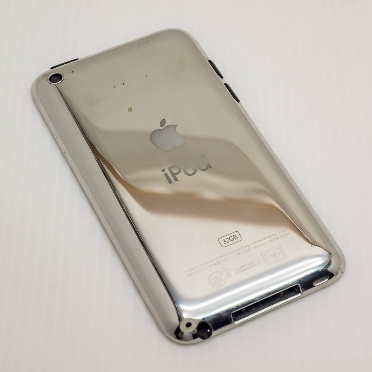 極美品Apple 第4世代 iPod touch 8GB 動作良 A1367 Apple iPod touch