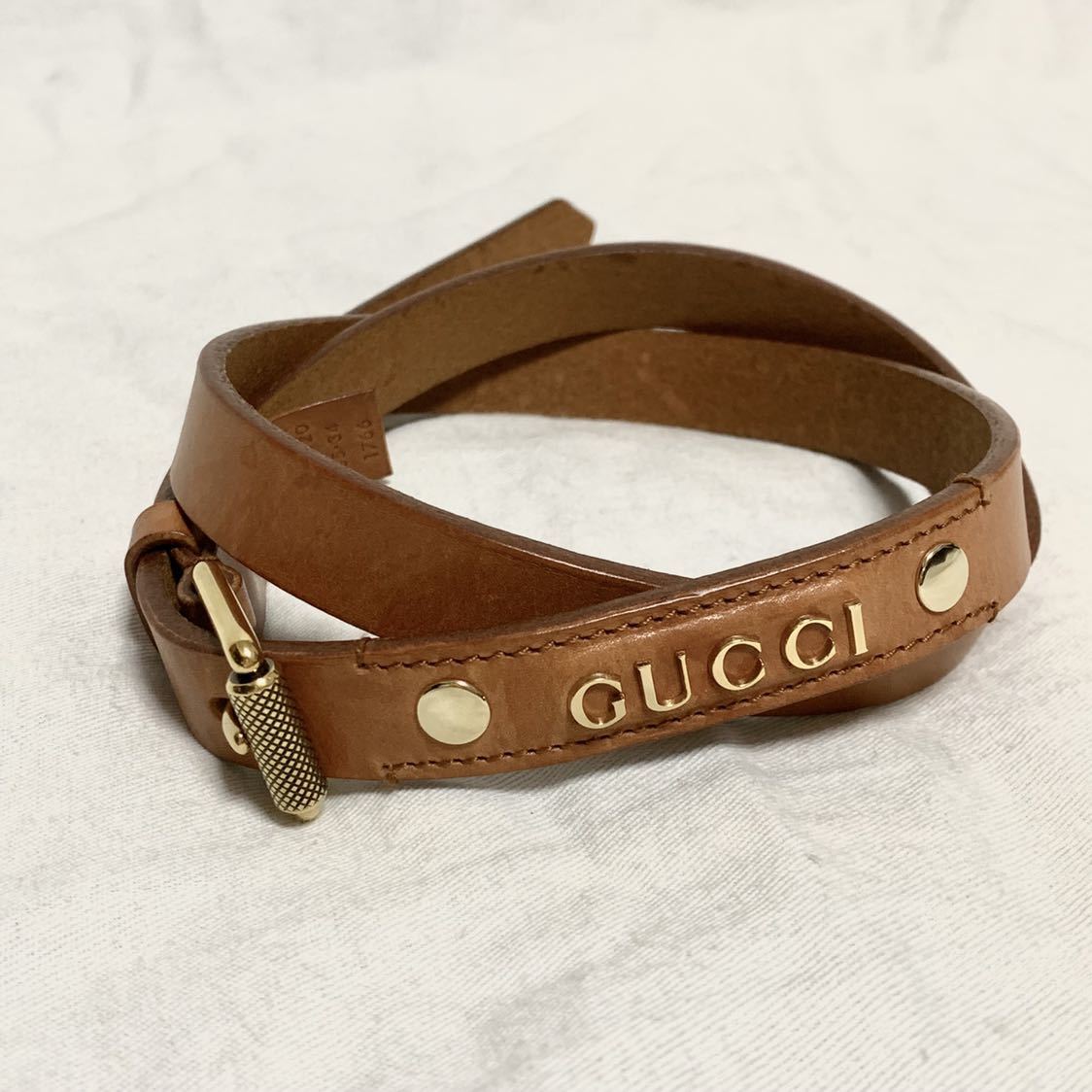 GUCCI グッチ ロゴ金具 レザー 細 ベルト 257320 超激得，定番人気