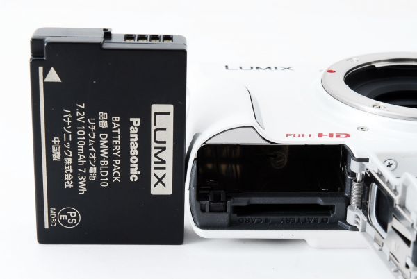 ◆極上品◆Panasonic LUMIX DMC-GF2 ボディ ホワイト 【#ei1301】