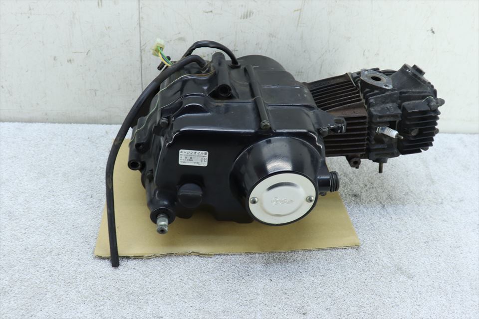 赤字超特価，100%新品 315209 モンキー 純正 エンジン ノーマル 実動 ゴールドモンキー 黒エンジン Ｚ５０ＪＥ－２２０ １２Ｖ 動画あり(エンジン本体)｜売買されたオークション情報、yahooの商品情報をアーカイブ ホンダ用
