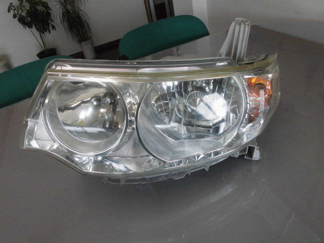 タント カスタム L375S ヘッドライト 左 HID 左ヘッドライト 純正 100