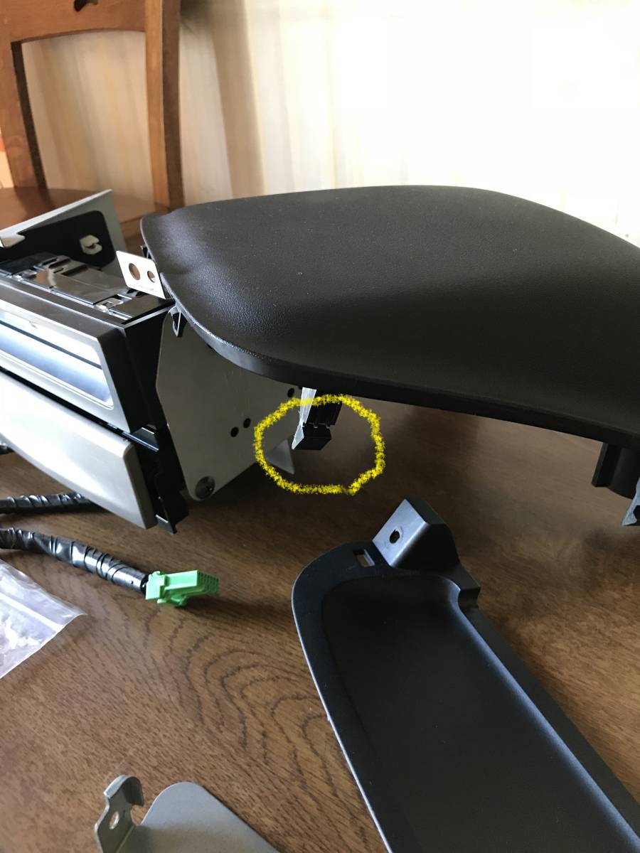 スバル フォレスター SG5 インパネアッパーケース 2DIN ナビ
