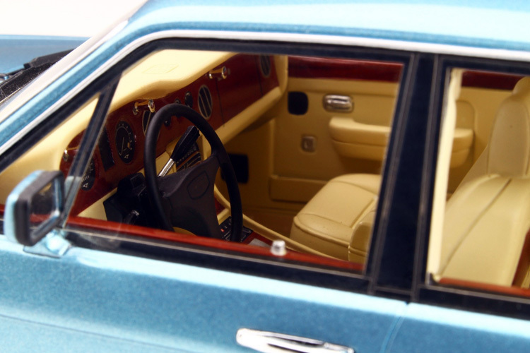 超絶版！！限定品！GT-Spirit 1/18 ベントレー BENTLEY ターボ R TURBO-