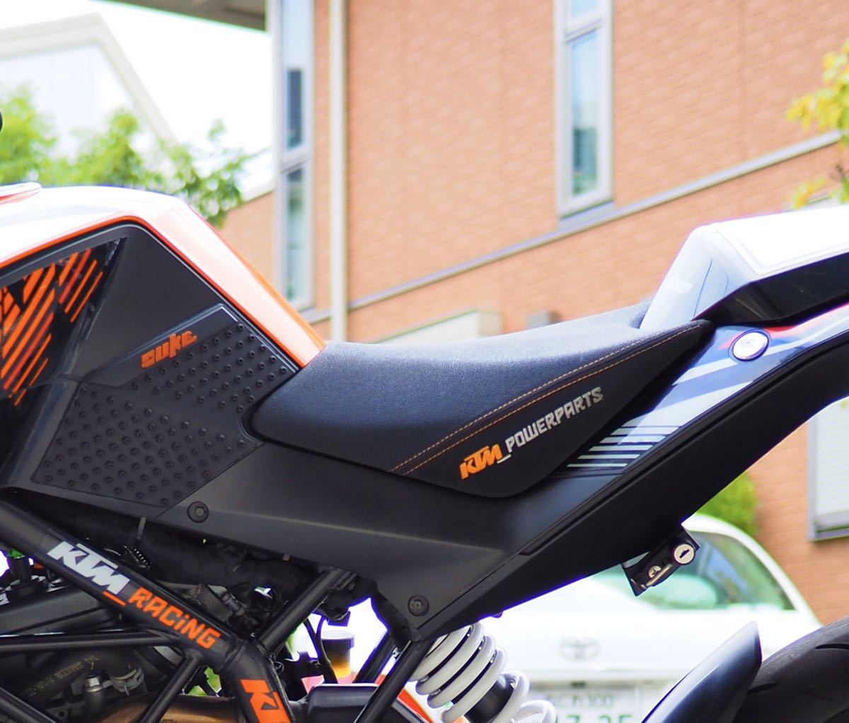 KTM 200 Duke パワーパーツ シート duke390 DUKE125 シート パーツ