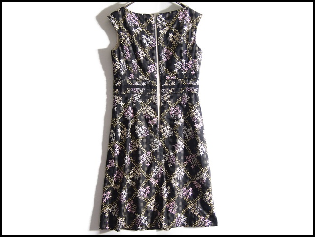 053h2 Tocca トッカ ブラックチェック フラワー刺繍 ノースリーブワンピース 0 S 春夏 トッカ 売買されたオークション情報 Yahooの商品情報をアーカイブ公開 オークファン Aucfan Com