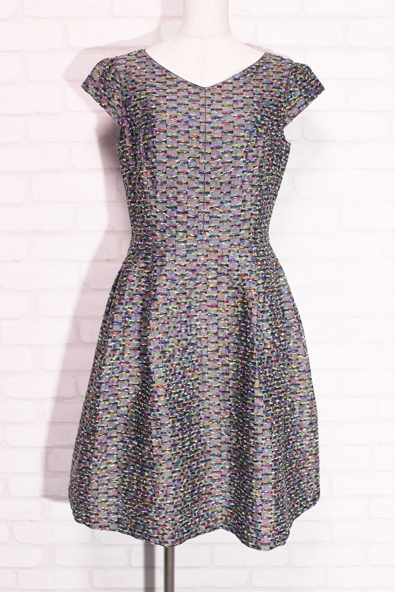 限定セール，SALE 2016 TOCCA/トッカ/配色ボーダー柄フレンチスリーブワンピース:2/グレー系yj250(トッカ)｜売買されたオークション情報、yahooの商品情報をアーカイブ公開 - オークファン トッカ