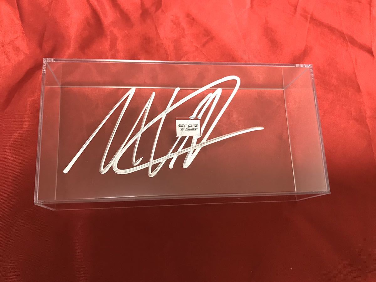 M.フェルスタッペン　直筆サイン入り 1/43 ミニチャンプス純正 クリアケース ロング