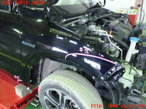 4UPJ-52581080]ヴェゼルハイブリッド(RU3)右前フェンダー 中古