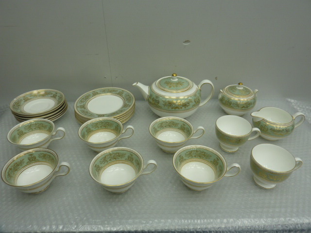 T2889☆美品☆ウェッジウッド☆ボーンチャイナ/コロンビア/セージグリーン☆カップ＆ソーサ/ティーポット/プレート他☆17点セット
