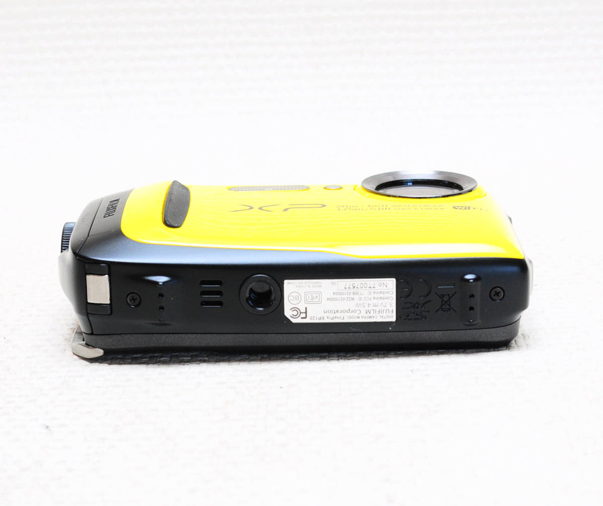 FUJIFILM FINEPIX XP120 イエロー 防水仕様 綺麗な完動品 - M1 mint