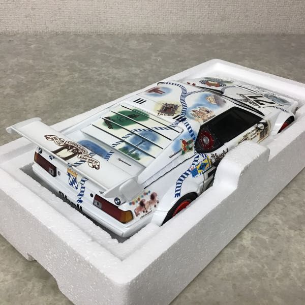 BMW M1 1⁄18 ミニチャンプス Minichamps 1:18 OBERNDORFER ⁄ Procar