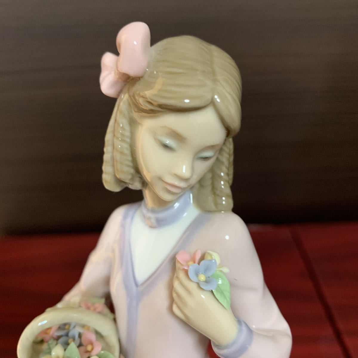 会員限定・希少】LLADRO リヤドロ　 『春の香り』箱付　陶器 会員限定・希少LLADRO リヤドロ 『春の香り』箱付 陶器 会員限定