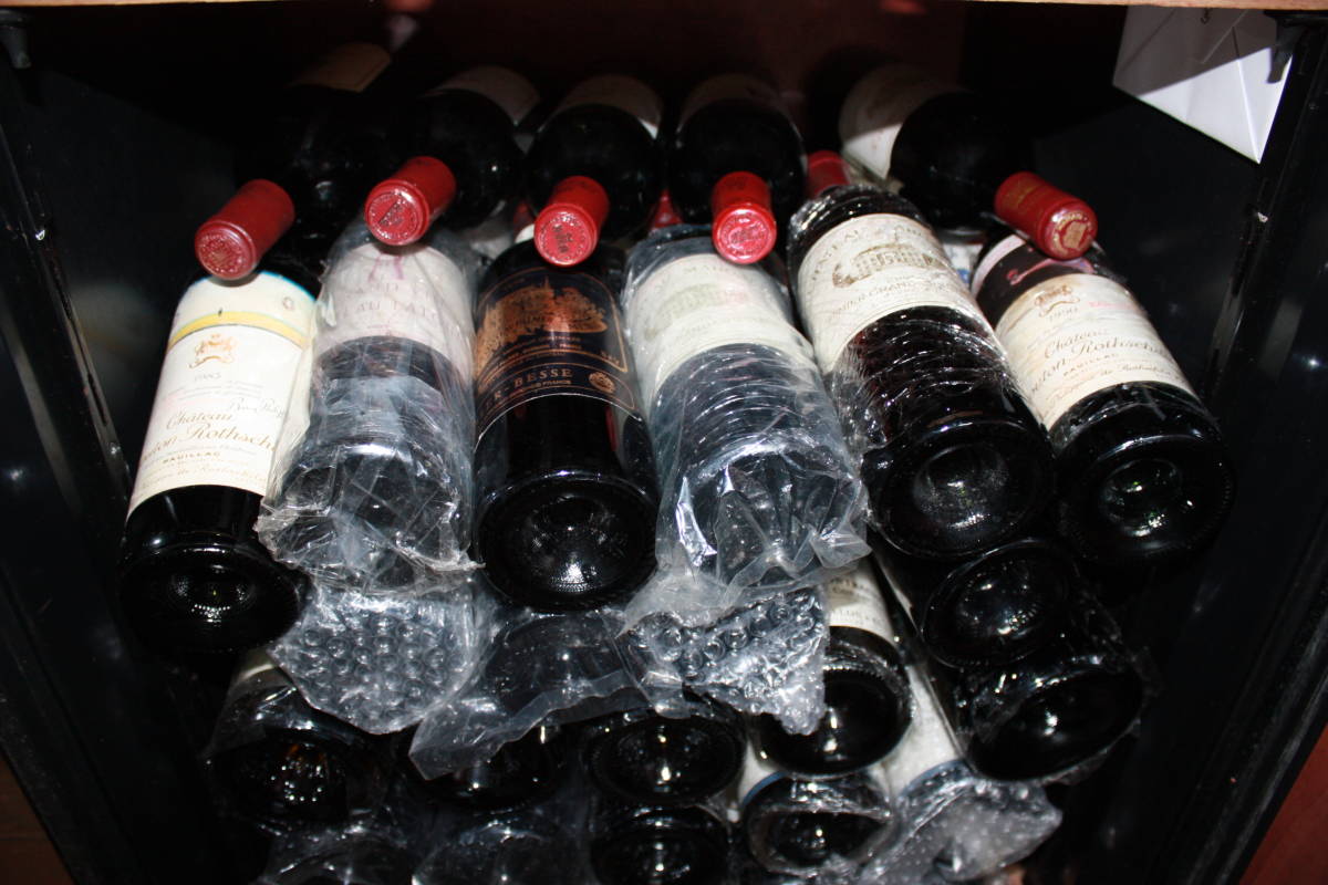 ラトゥール 0 シャトー シャトー・ラトゥール Chateau Latour | online store｜ワイン通販 CELLAR THE フランス 2001の通販 ボルドー レ 1