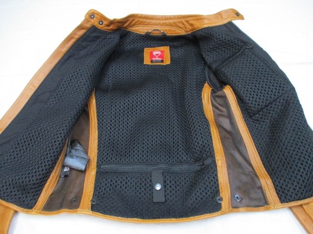 DUCATI DAINESE レーシングライダース 中古 サイズ 46 革ジャン
