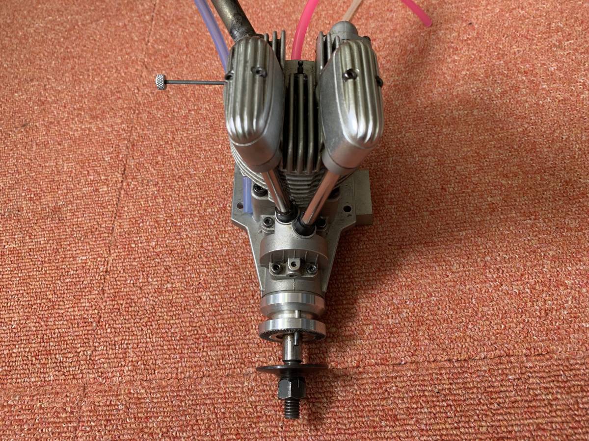 SAITO 4ストロークエンジン　FA-120（DP） SAITO - FA120 4サイクルエンジンです。 SAITO 4ストロークエンジン FA