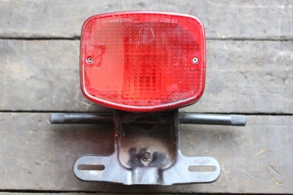 テールランプ Z400FX用 レッドレンズ ASSY 純正タイプ Z400FX カワサキ