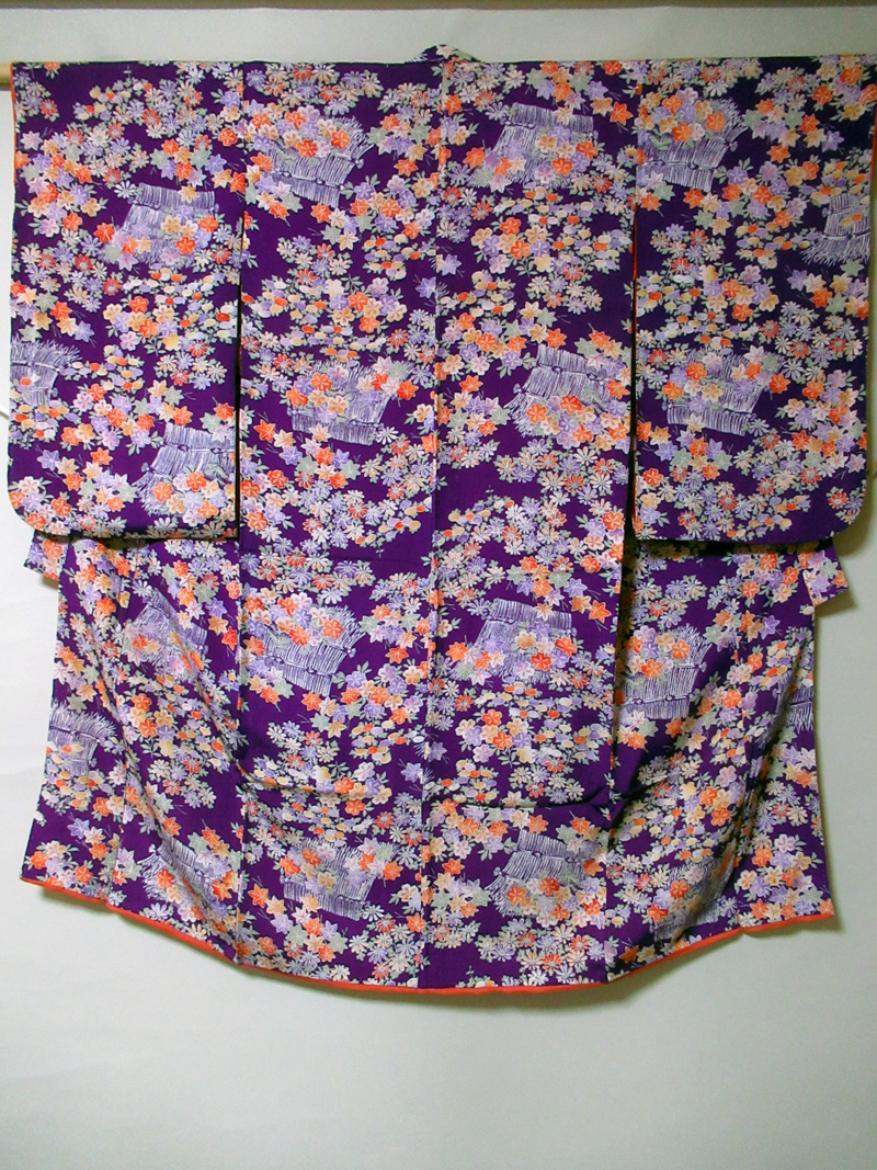 縮緬錦紗 アンティーク 錦紗縮緬 花鳥模様刺繍時代衣装五つ紋振袖 ミニ