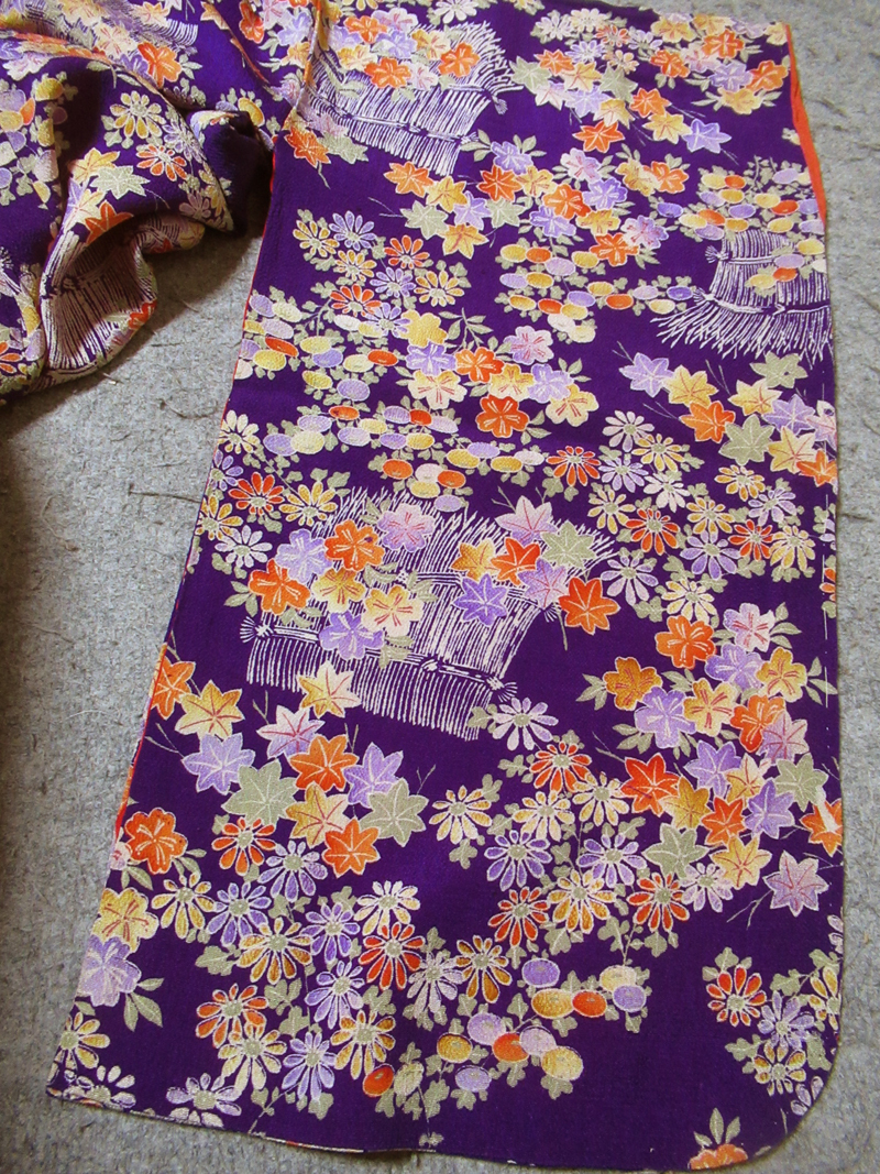 縮緬錦紗 アンティーク 錦紗縮緬 花鳥模様刺繍時代衣装五つ紋振袖 ミニ
