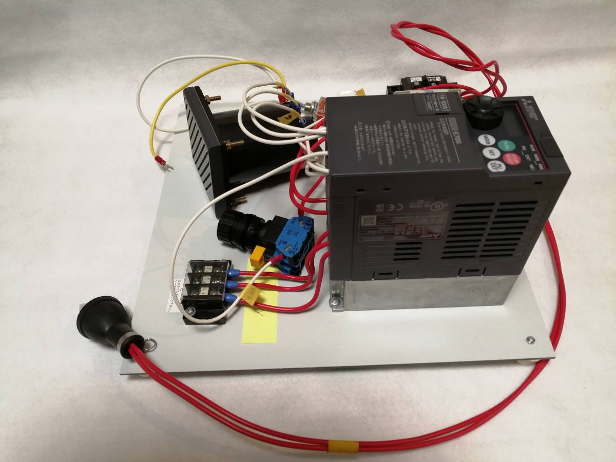 電源単相100Ｖ→三相200Ｖ変換回路(0.4kw)◆三菱電機 FR-E710W-0.4K インバータ★送料無料◆安全ブレーカ形漏電遮断器・電子音報知器セット